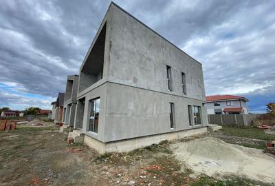 Duplex 4-camere-3 bai- despartit prin camere tehnica-165000€ Ghiroda - 4