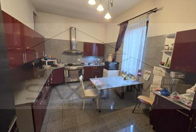 Vila individual, P 1 M-  Bucuresti Noi,  constructie modernă, 9 camere - 13