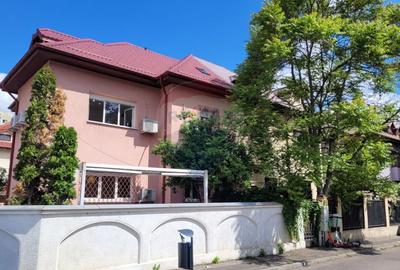 Inchiriere casa spatioasa si curte generoasa / Zona Tei - 1