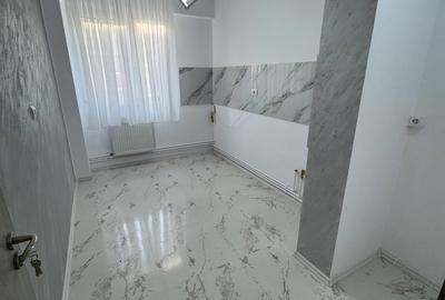 2 Camere Decomandat Zona Tomis 3 Renovat Gaze - 1