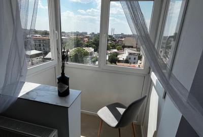 Apartament cu 2 camere decomandat în P-ța Victoriei