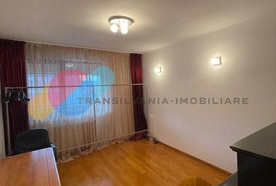 Apartament 3 Camere, 85 mp + 15 mp 2 balcoane, zona Andrei Mureșanu - 3