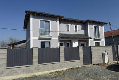 Duplex cu 4 camere în Moșnița Nouă