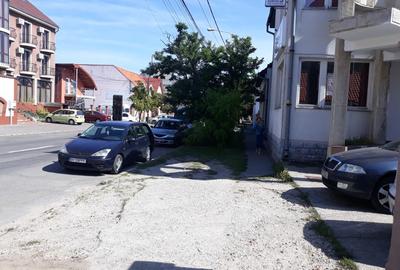 Birou, 950 mp în Central - 2