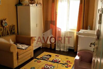 Apartament 3 camere decomandat | Etaj 2 | Zona Lipovei - 3