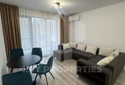 Apartament cu 2 camere semidecomandat în Băneasa
