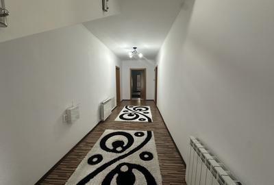 Vila individuală de vânzare cu 8 camere în zona 13 Septembrie - 14