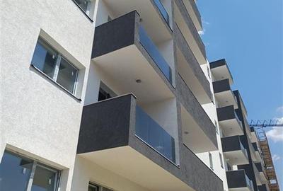 Apartament cu 3 camere decomandat în Apărătorii Patriei