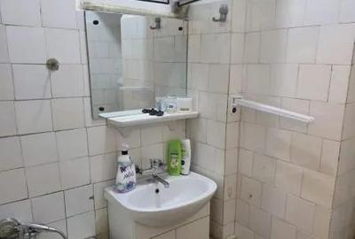 Apartament - 2 camere - decomandat - Tineretului - 9