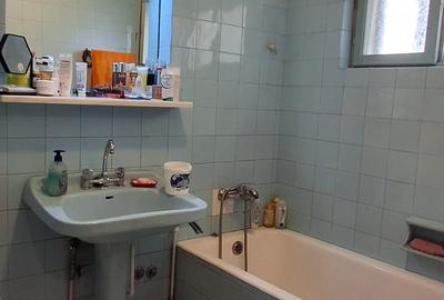 Apartament in vila, singur pe etaj, 2/2, spatios, terasa, 4 camere - 8