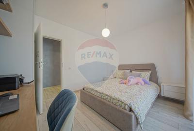 Vilă modernă, cu garaj, panouri și pompă de căldură, Cristian - 17