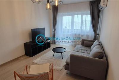 Apartament cu 2 camere decomandat, mobilat în Republicii