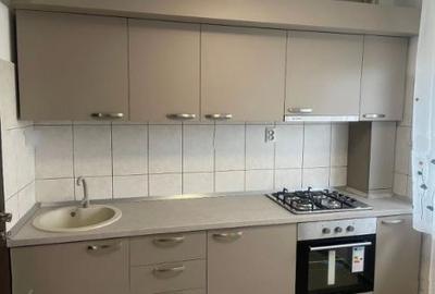 Apartament cu 3 camere decomandat, mobilat în Drumul Taberei