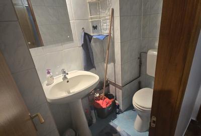 3 camere, decomandat, 2 bai, parcare, metrou Lujererului, tramvai 41,Veteranilor - 12