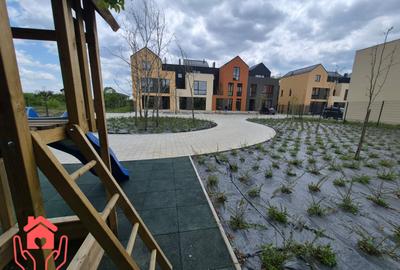 METROU LAMINORULUI (Meadows)- Vila cu priveliste catre lac, ne/mobilata luxury! - 2