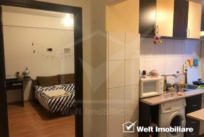Garsonieră decomandată, mobilată în Central