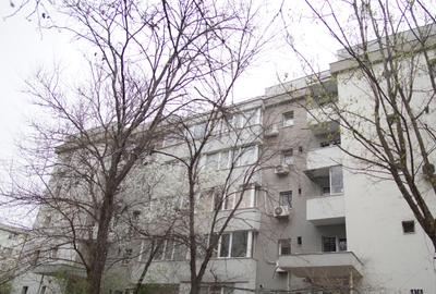 Vitan Mall Garsoniera Decomandata Centrala Proprie Bloc Reabilitat - 13