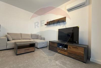 Apartament cu 2 camere semidecomandat, mobilat în Floreasca