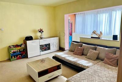 SPITALUL JUDETEAN - 3 CAM - CENTRALA PROPRIE - RENOVAT - BALCON - BOXA - 2