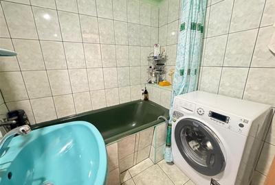 Apartament decomandat 3 camere cu 2 balcoane zona Valea Aurie - 13
