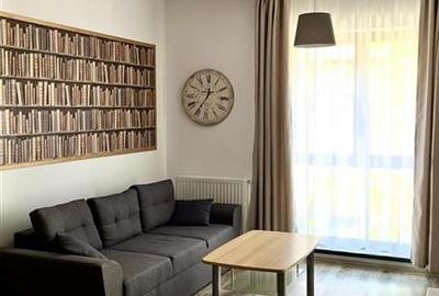 Apartament cu 2 camere decomandat, mobilat în Central