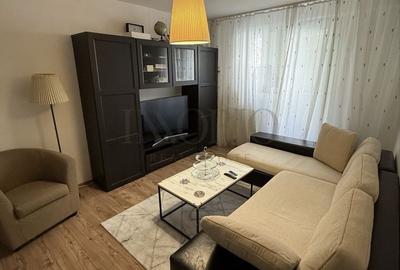 Apartament cu 2 camere decomandat, mobilat în Victoriei