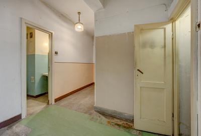 Kogalniceanu, Facultatea de Drept, Comision 0 % - 15