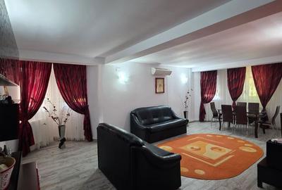 Casa-Vila/chiar lângă pensiunea Amara - 17