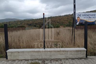 Teren Construcții intravilan de 470 mp, în Nord