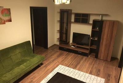 Apartament cu 2 camere semidecomandat în Gara de Nord