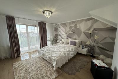 Duplex cu 4 camere si gar, P+1+M,mobilat si utilat, utilitati complete - 24