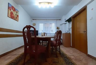 Vila de Inchiriat, Brasovul Vechi - 12