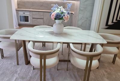 Apartament cu 4 camere decomandat, mobilat în Iancu Nicolae