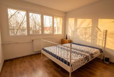 Apartament cu 2 camere decomandat, mobilat în Eroii Revoluției