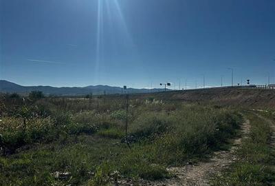 Teren Construcții intravilan de 3800 mp, în Exterior Nord