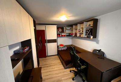 Apartament cu 2 camere decomandat, mobilat în Berceni