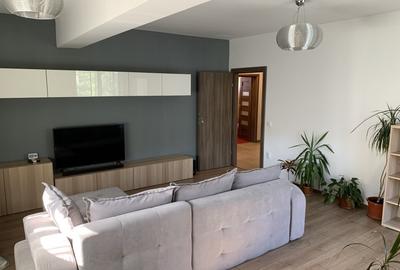 Propretar. Inchiriez ap. 2 cam, bloc nou, Titeica 15, etaj 2/3, garaj - 1