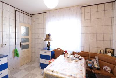 Vanzare casa D+P+1+pod si 519 mp teren in Piatra Neamt compusa din 2 apartamente - 7