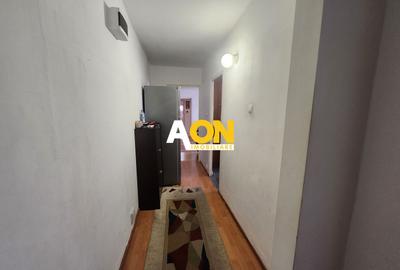 De vanzare apartament 3 camere, etaj intermediar, Cetate - 12