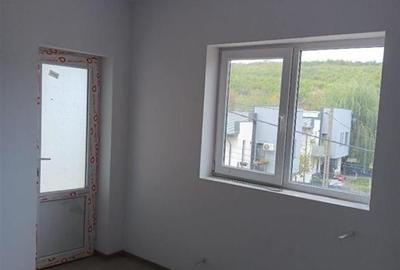 Mutare imediata! LIBERA - LA CHEIE  Visani vila P+1 duplex la str. Principala - 12