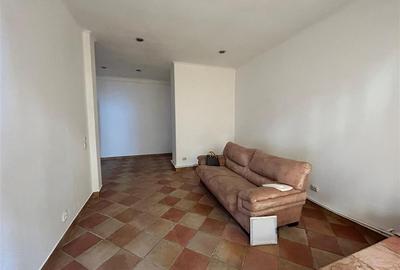 Inchiriez spatiu comercial ultracentral - 2