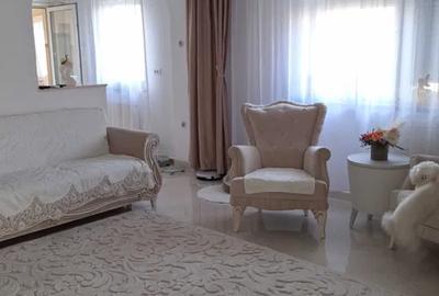 Apartament cu 3 camere decomandat, mobilat în Drumul Taberei