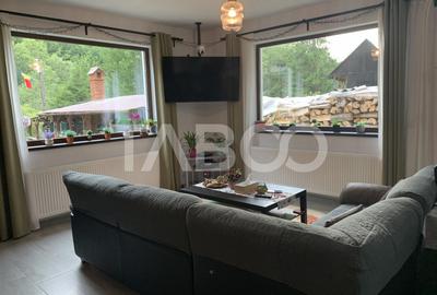 Casă individuală cu 8 camere în Porumbacu de Sus