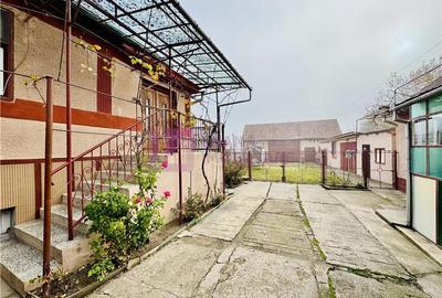 Casă individuală cu 4 camere în Loamneș