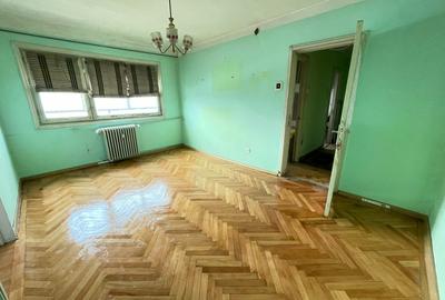 Apartament cu 2 camere nedecomandat în Podu Roș
