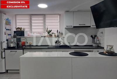 Apartament renovat complet 47 mp 3 camere str Tesatorilor Cisnadie - 1