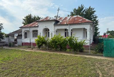 Casă individuală cu 3 camere în Slobozia Ciorăști
