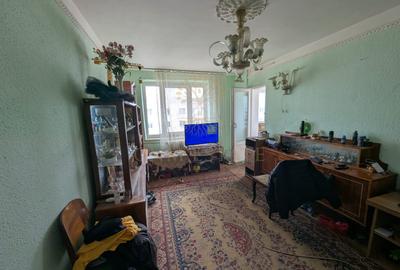 3 Camere Bloc Reabilitat Zona Ghencea - 8