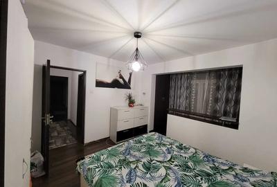 APARTAMENT 3 CAMERE PODU ROS, ETAJUL 1 - 7