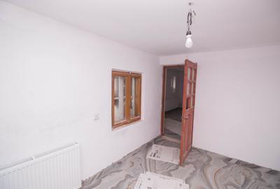 Casa de vanzare in Poiana Tapului – vedere la munte, renovata - 4